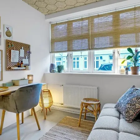 Boheme Retreat *